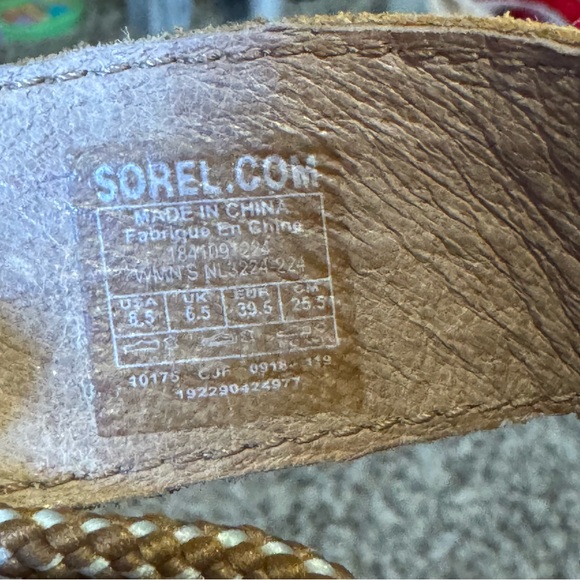 SOREL Women's 8.5 Tan Joanie II Lace Wedge Sandals - Picture 9 of 9
